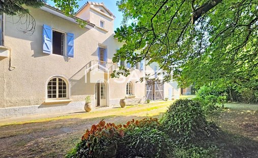 House in Finhan, Occitania, France 1