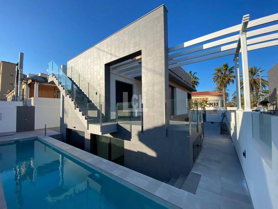 Villa in Torrevieja, Valencian Community, Spain 5 - 14425580