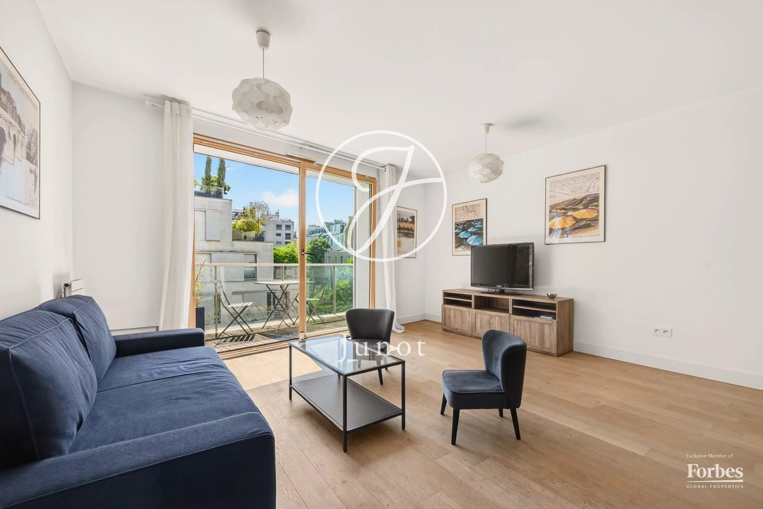 Apartment in Muette Nord, Paris 16e Arrondissement, Paris 2 - 18349700