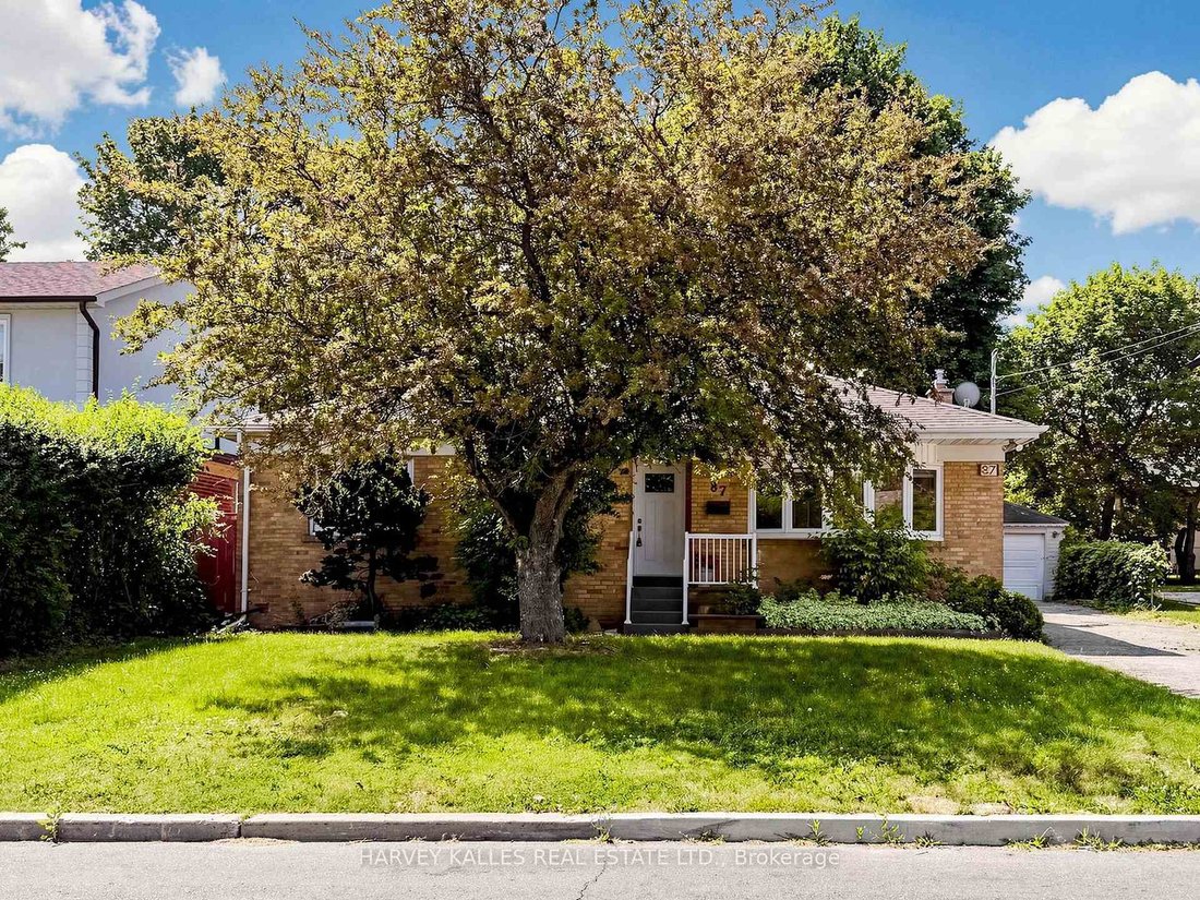 House in Toronto, Ontario, Canada 1 - 18348649