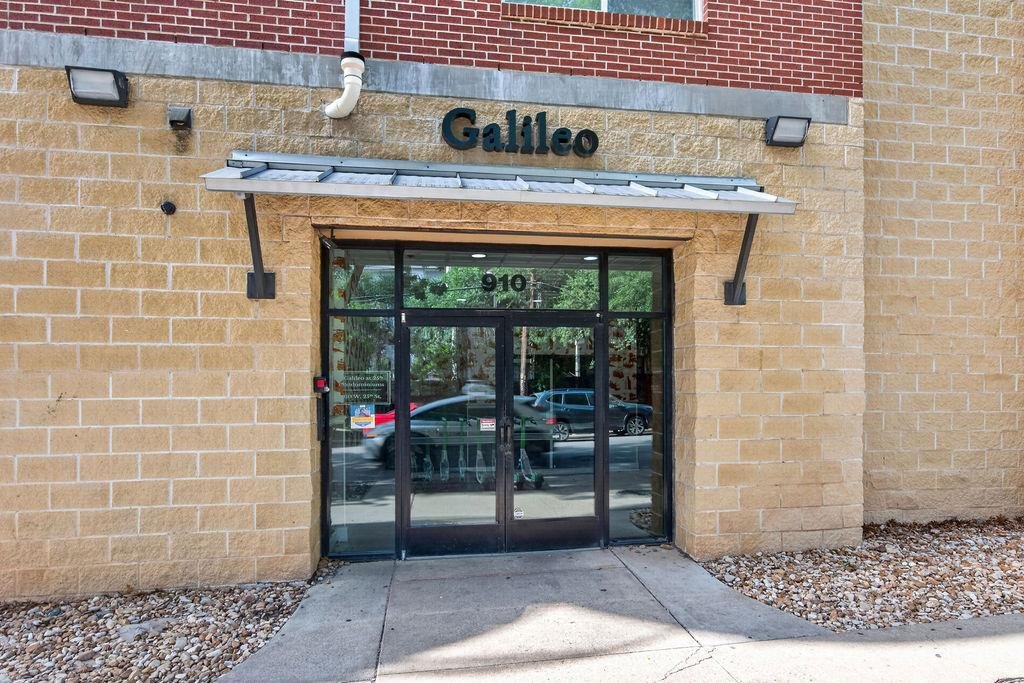Condo in Austin, Texas, United States 1 - 18347113