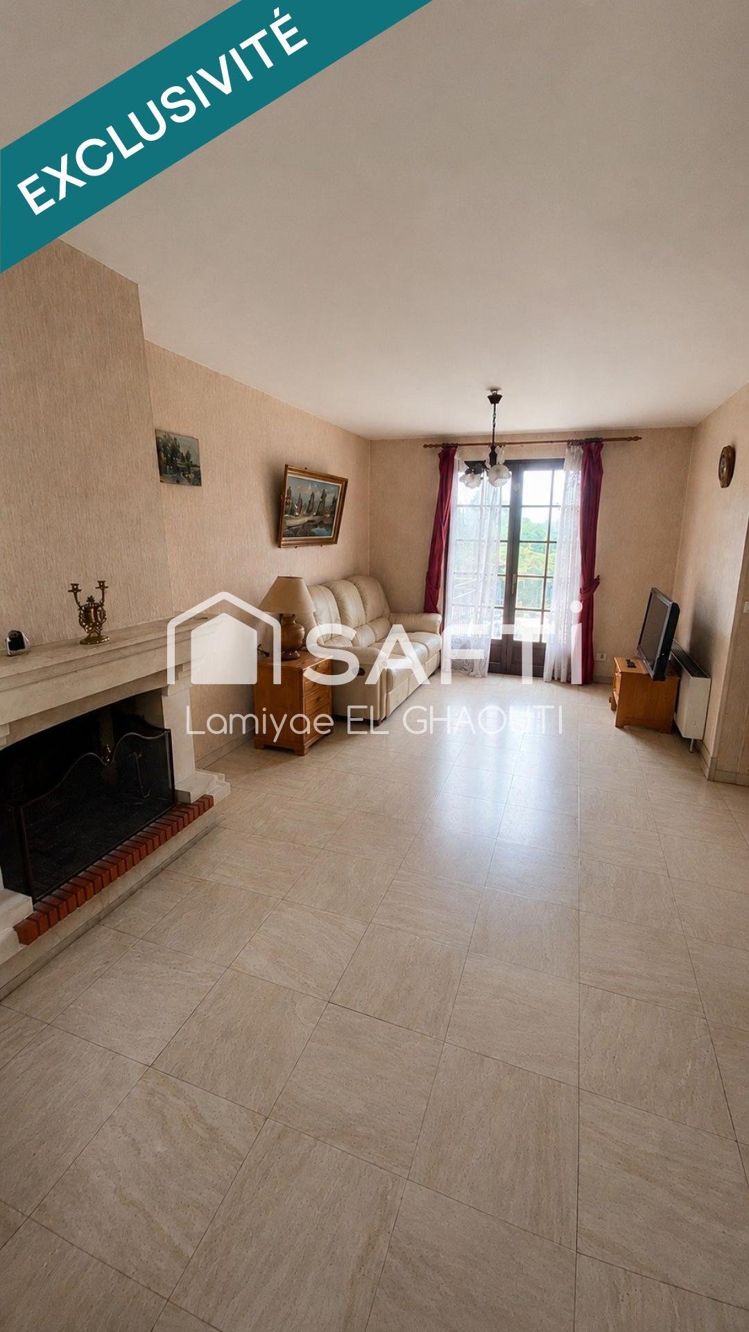 House in Fontenay-sous-Bois, Ile-de-France, France 4 - 18305473