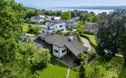 Land in Berg, Bavaria, Germany 1