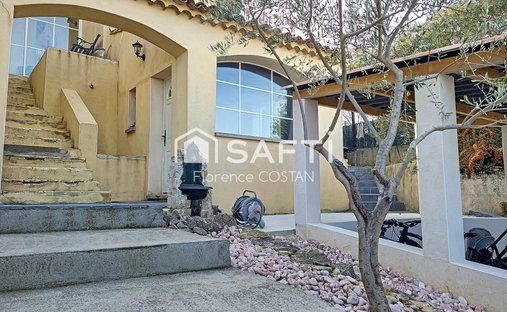House in Ecarts, Velaux, France 1