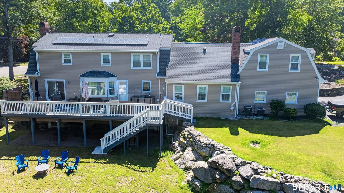 House in Stratford, Connecticut, United States 2 - 18349163