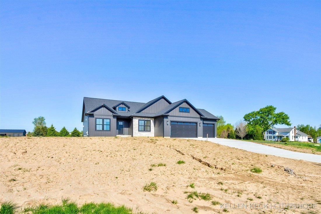 House in Zeeland, Michigan, United States 4 - 18309036