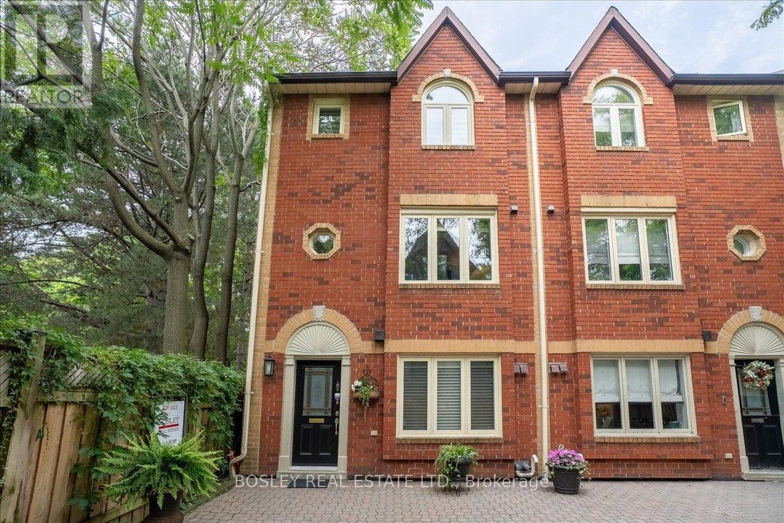 Condo in Toronto, Ontario, Canada 1 - 18341780
