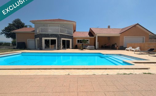Casa a Vezeronce-Curtin, Auvergne-Rodano-Alpi, Francia 1