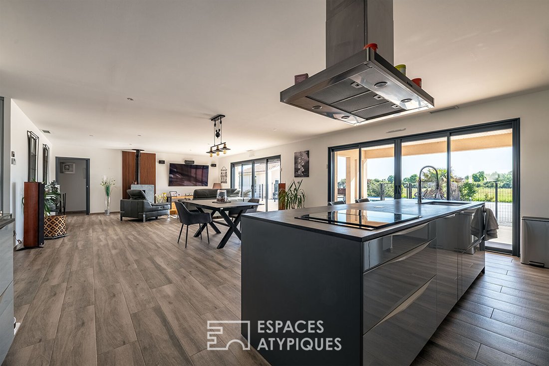 Villa in Lamonzie-Saint-Martin, Nouvelle-Aquitaine, France 2 - 18341561