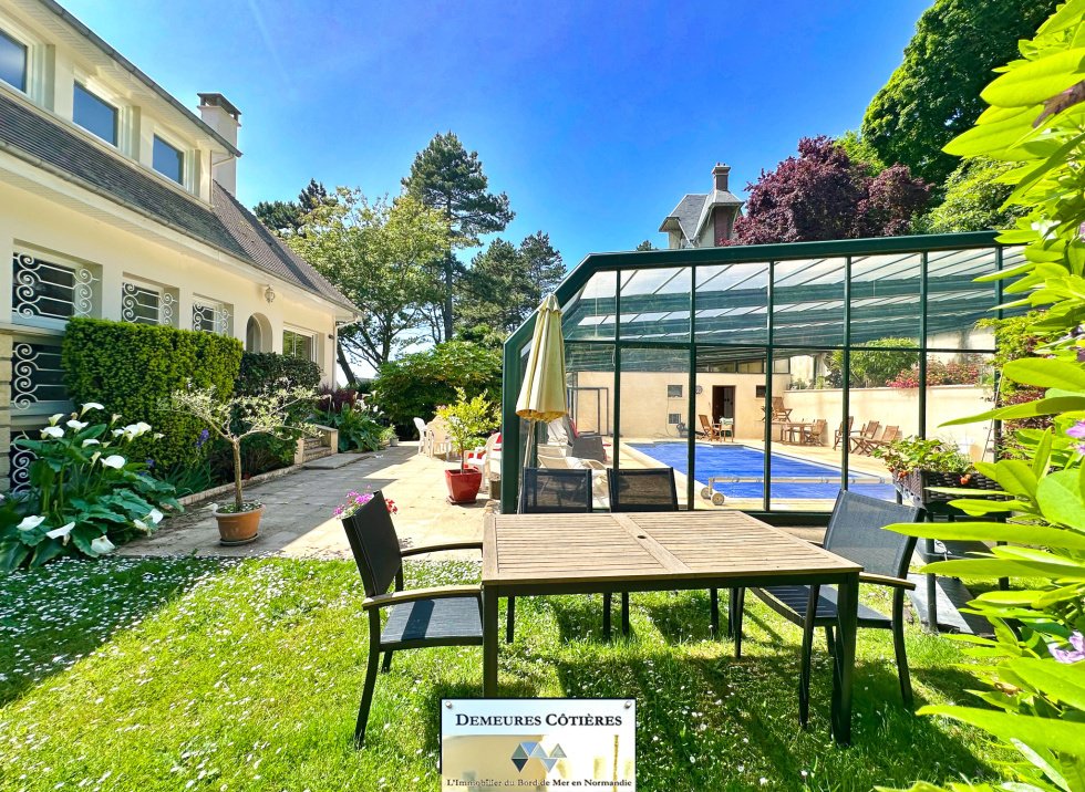 Estate in Fecamp, Normandy, France 5 - 18349245