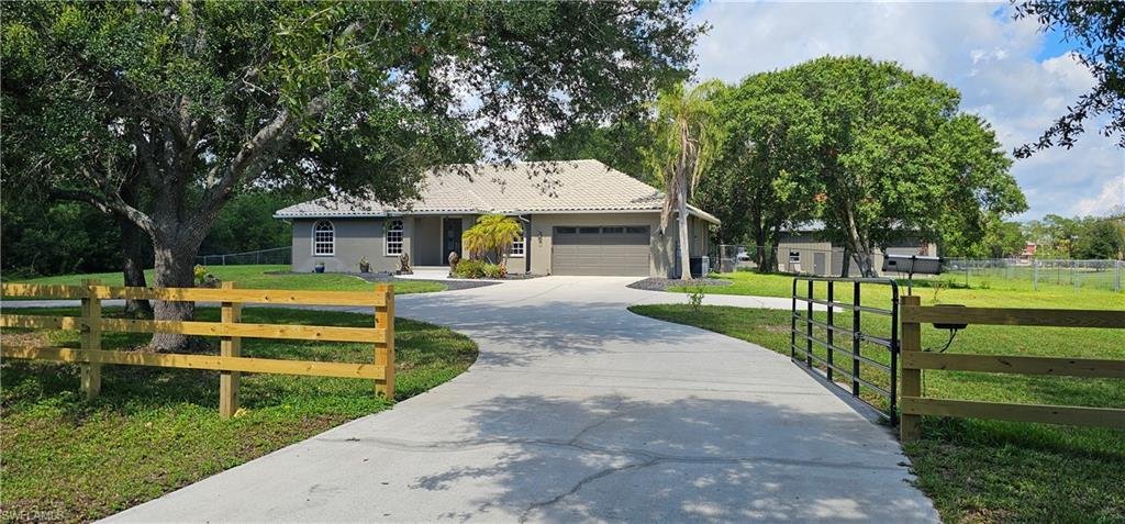 House in North Fort Myers, Florida, United States 1 - 18344087