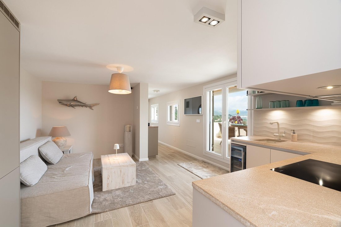Apartment in Port d'Andratx, Andratx, Balearic Islands 2 - 18343976