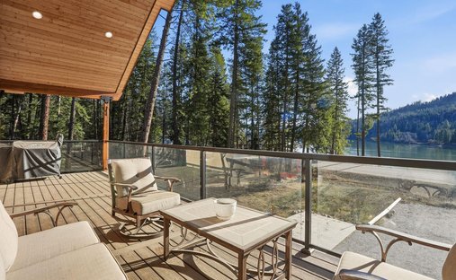 House in Newport, Washington, United States 1