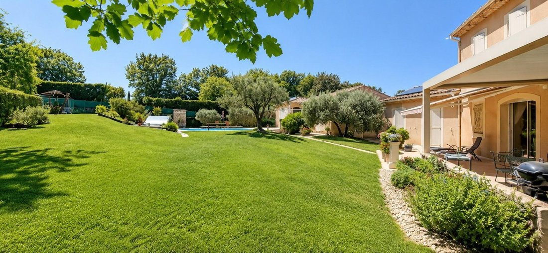 House in Malemort-du-Comtat, Provence-Alpes-Côte d'Azur, France 4 - 18343445