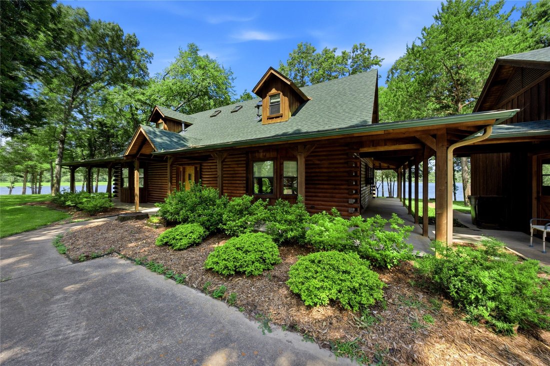 House in LaRue, Texas, United States 4 - 18348014