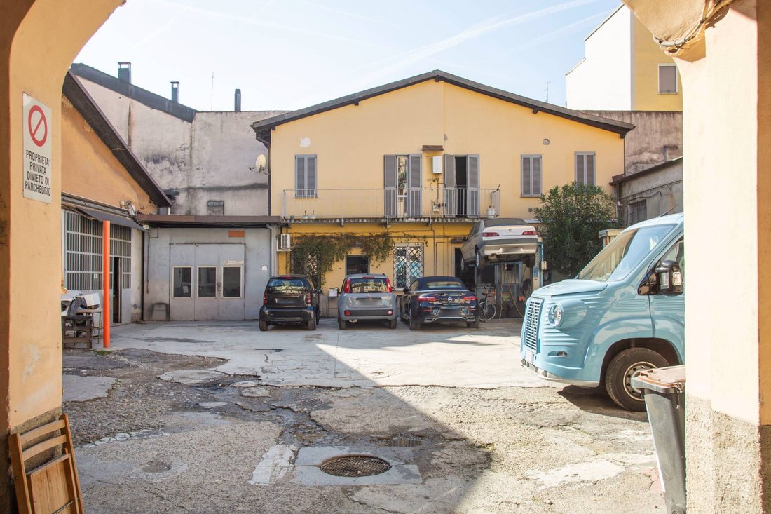 Country House in Cenisio - Sarpi, Milan, Italy 4 - 18341674