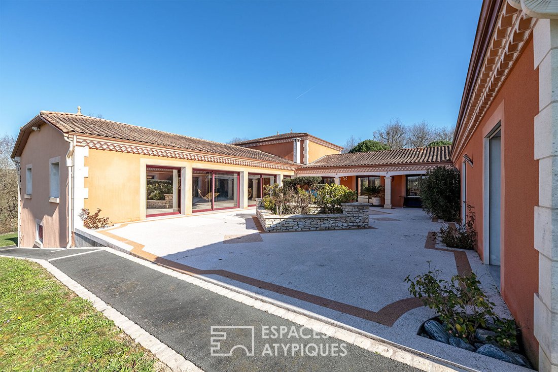 Villa in Quinsac, Nouvelle-Aquitaine, France 2 - 18341505