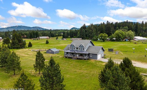 House in Sagle, Idaho, United States 1