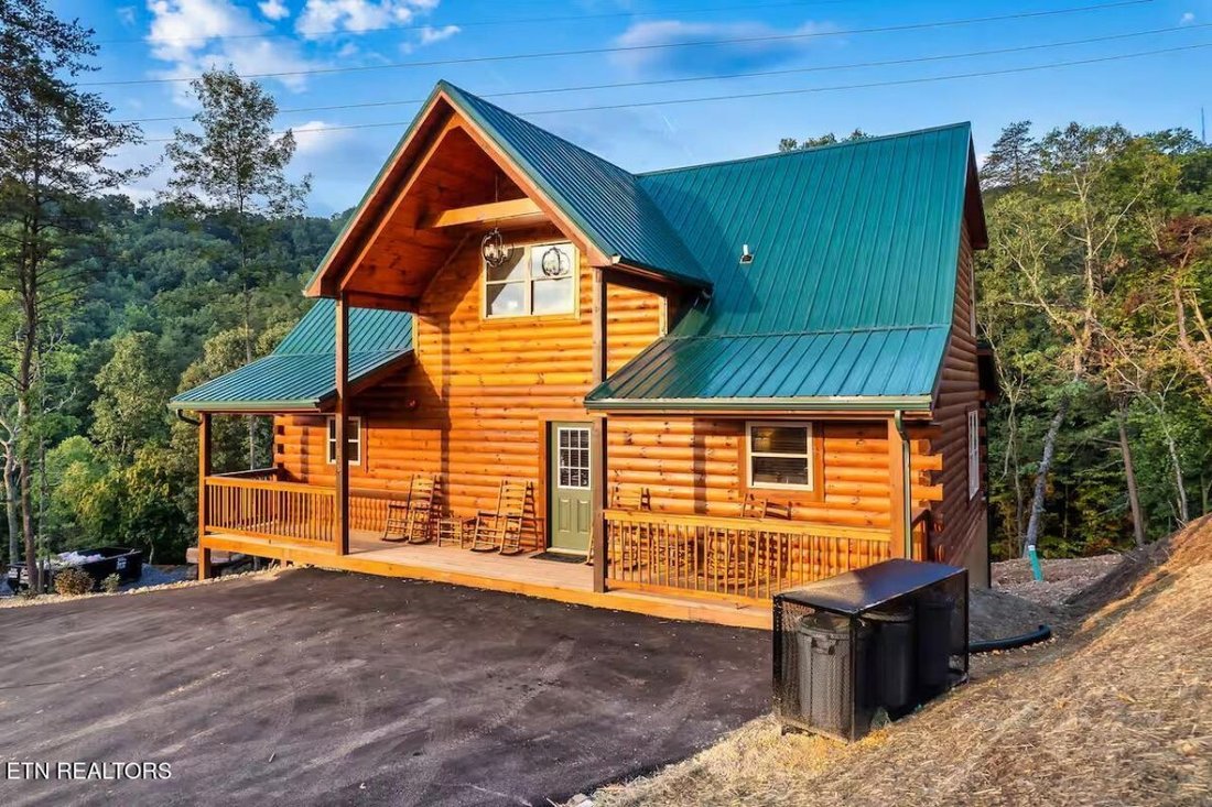 House in Sevierville, Tennessee, United States 1 - 18341846