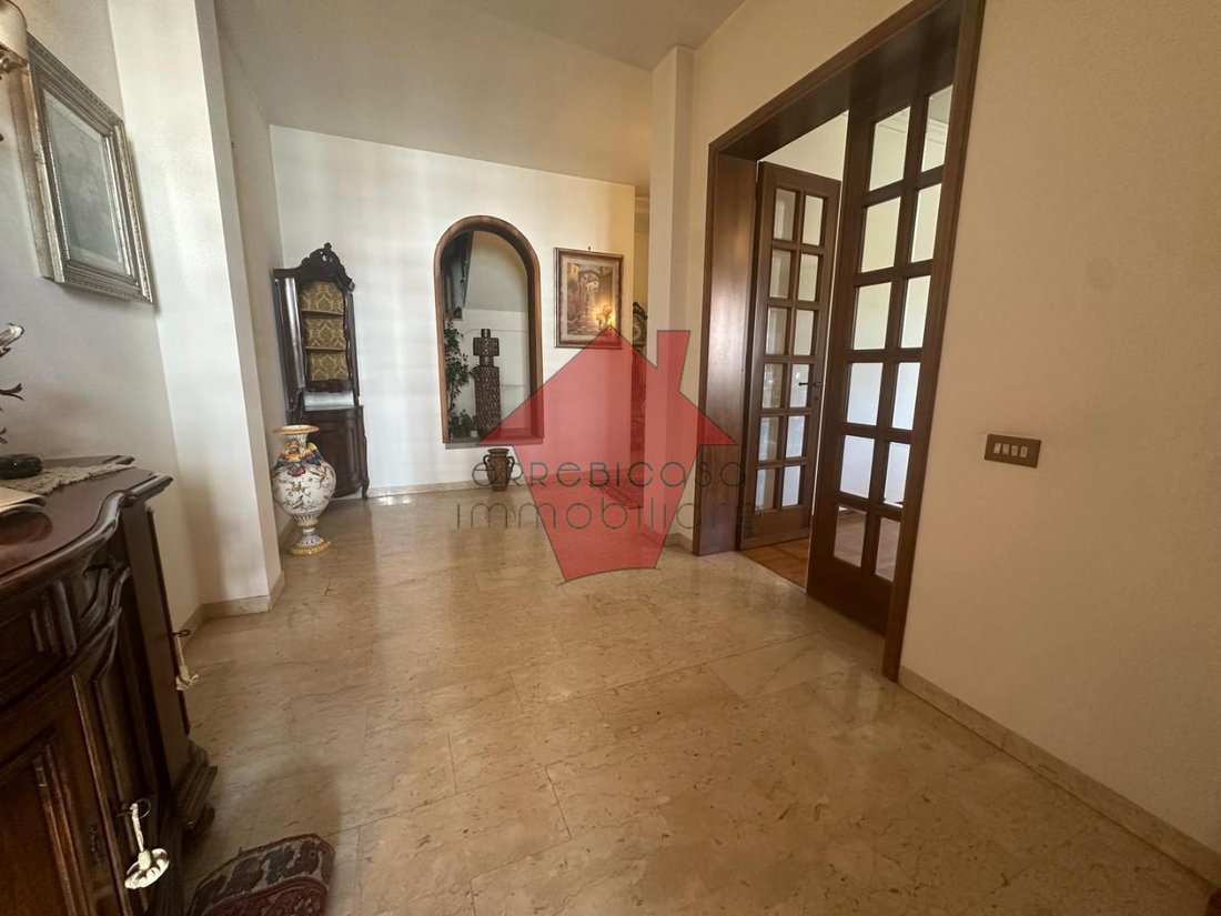 Villa in Hospital Zone, Empoli, Tuscany 2 - 18340551