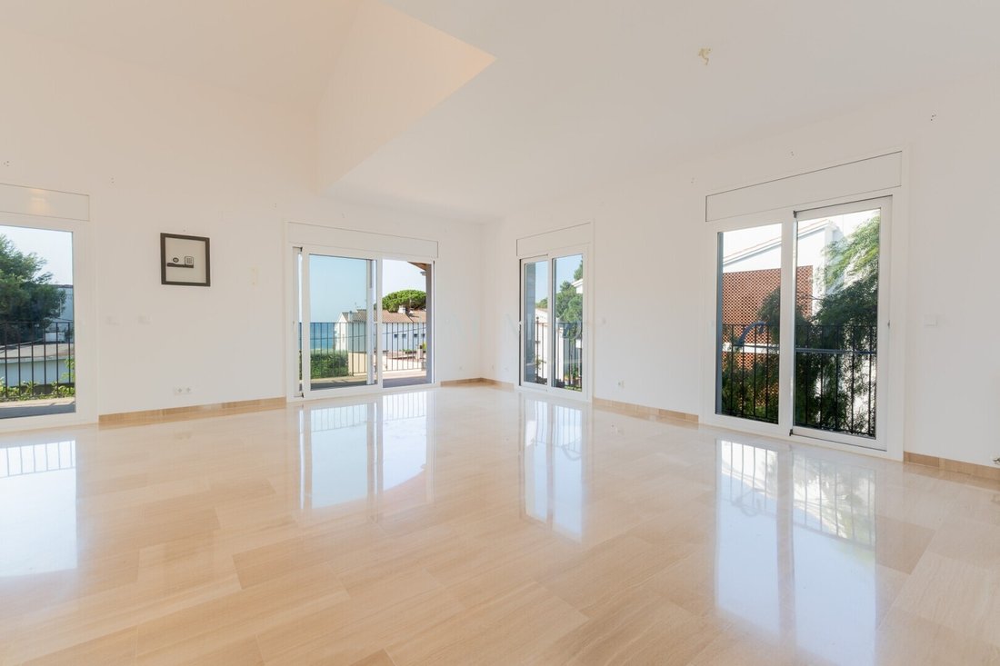 Penthouse in Platja d'Aro, Catalonia, Spain 5 - 18339809