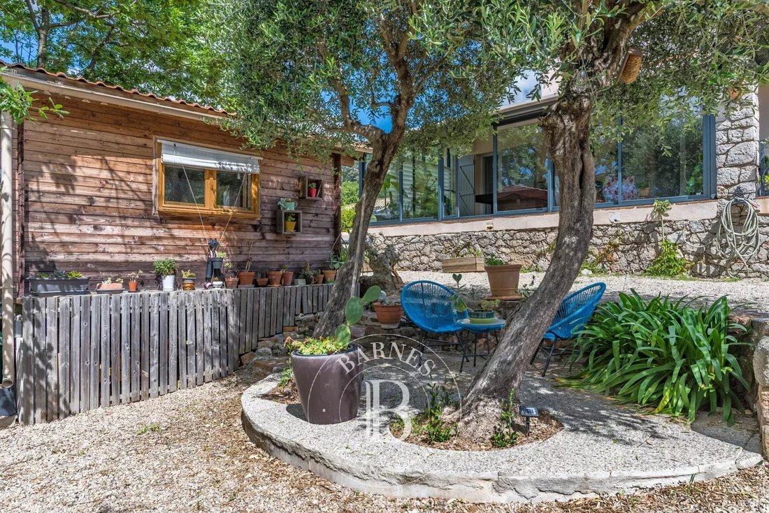 Haus in Bagnols-en-Forêt, Provence-Alpes-Côte d'Azur, Frankreich 3 - 18344461
