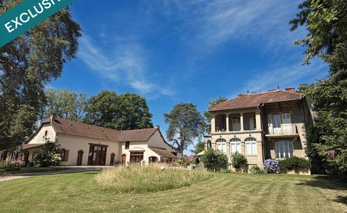 Casa a Lons-le-Saunier, Borgogna-Franca Contea, Francia 1