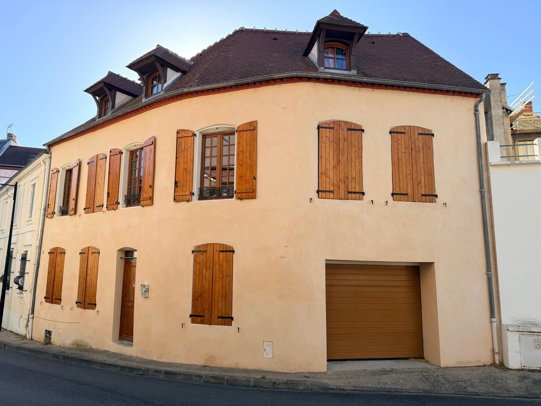 Marche, Vichy, France 1 - 18343491