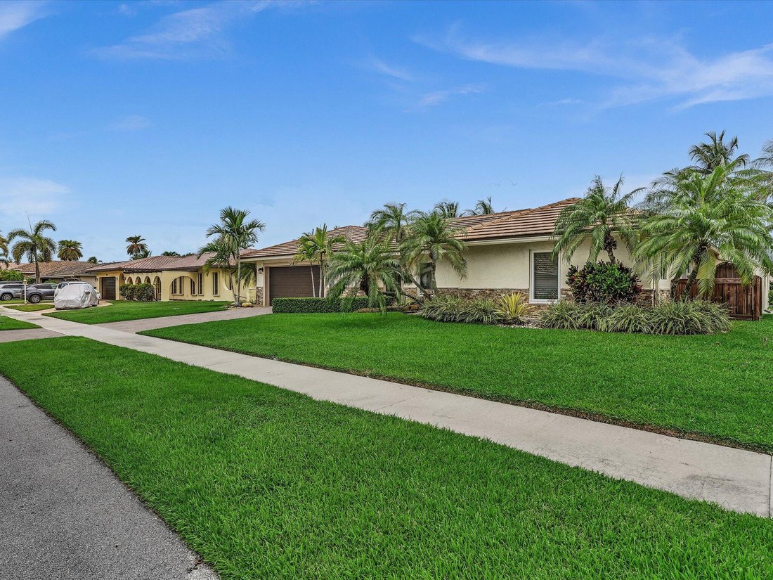 House in Deerfield Beach, Florida, United States 3 - 18340893