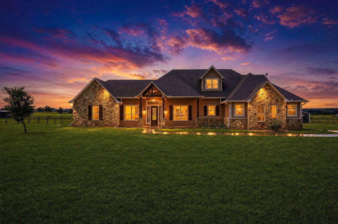 House in Oakhurst, Texas, United States 1 - 16509615