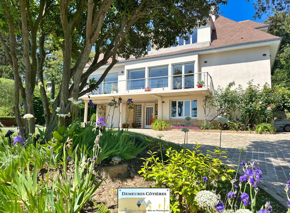 Estate in Fecamp, Normandy, France 1 - 18349245