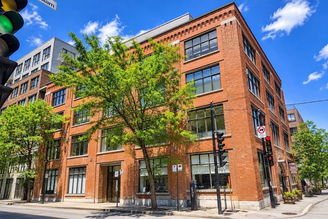 Condo in Montréal, Quebec, Canada 2 - 18348848