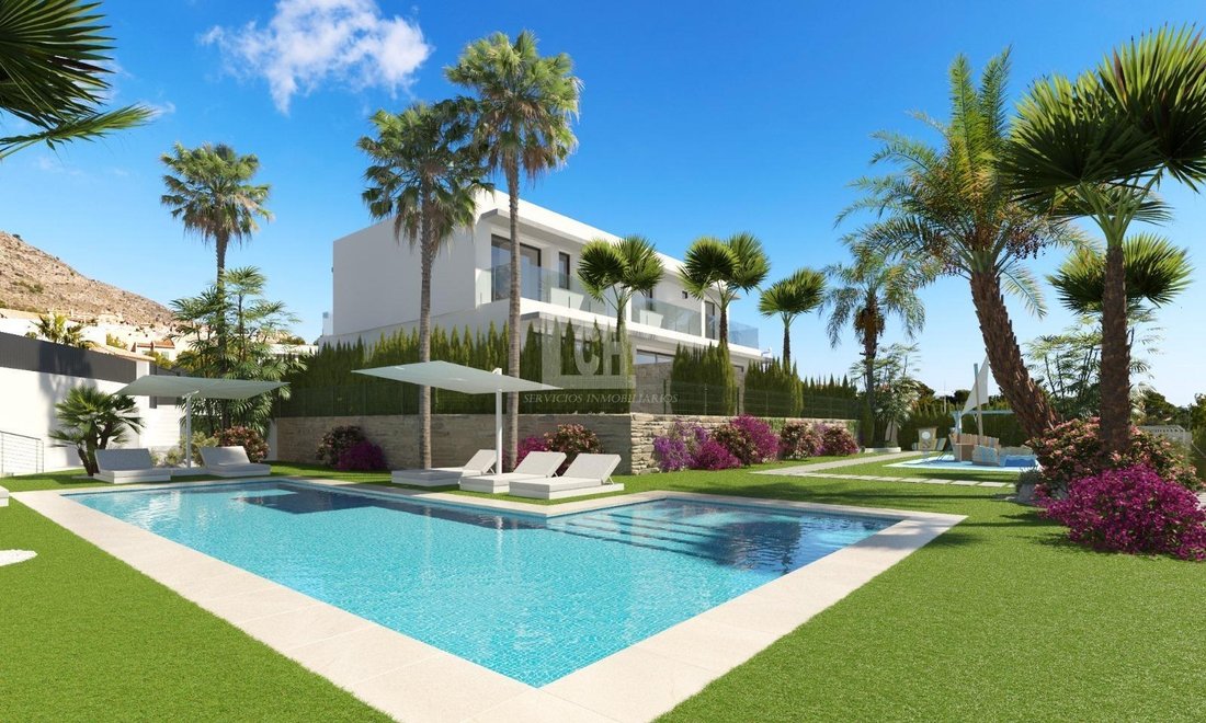 Villa in Finestrat, Valencian Community, Spain 1 - 14426324