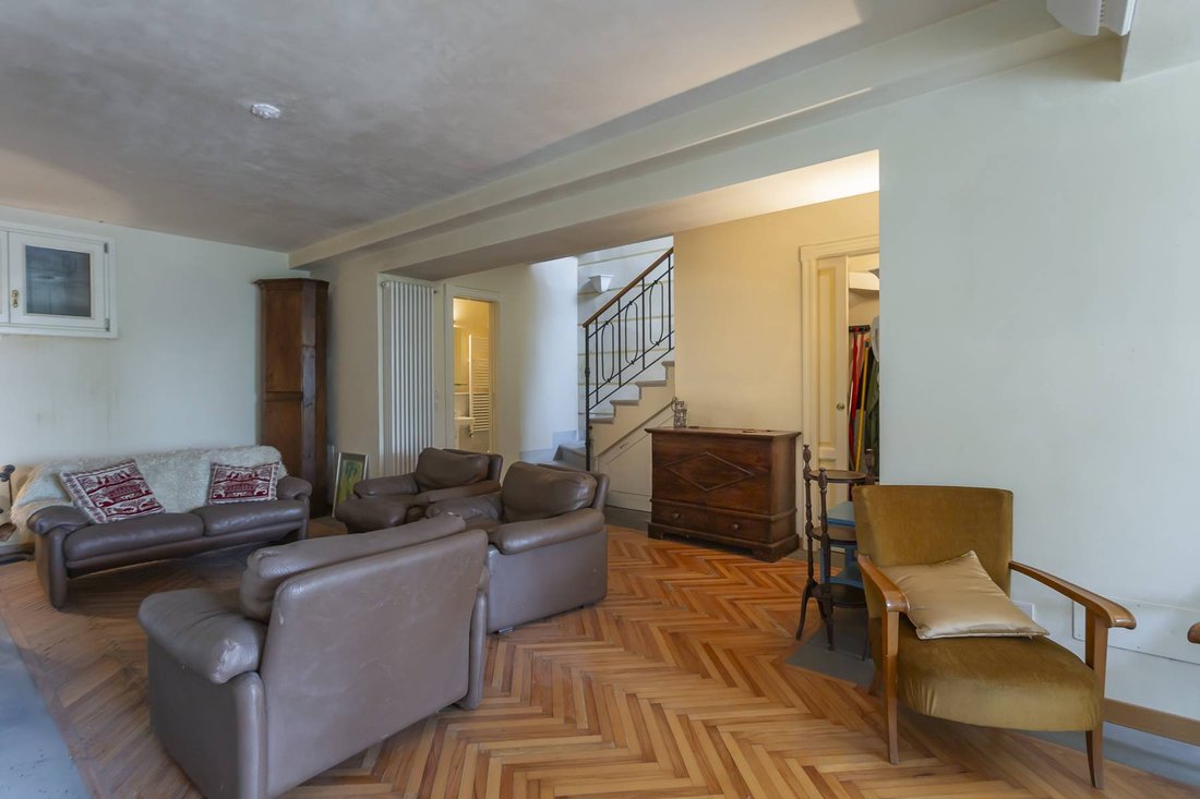 Villa in Brunate, Lombardy, Italy 5 - 18341767