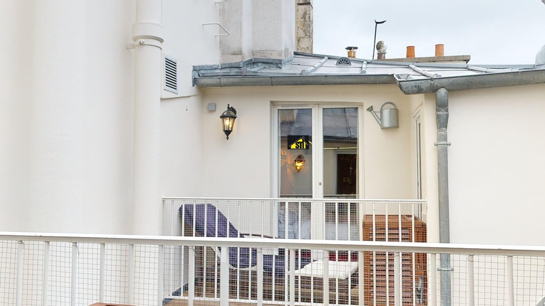Apartment in Odéon, Paris 6e Arrondissement, Paris 1 - 18340424