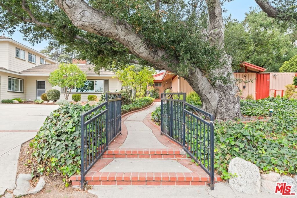 House in Altadena, California, United States 5 - 18339684