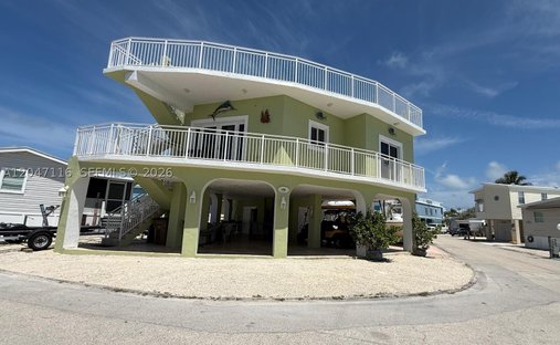 House in Layton, Florida, United States 1