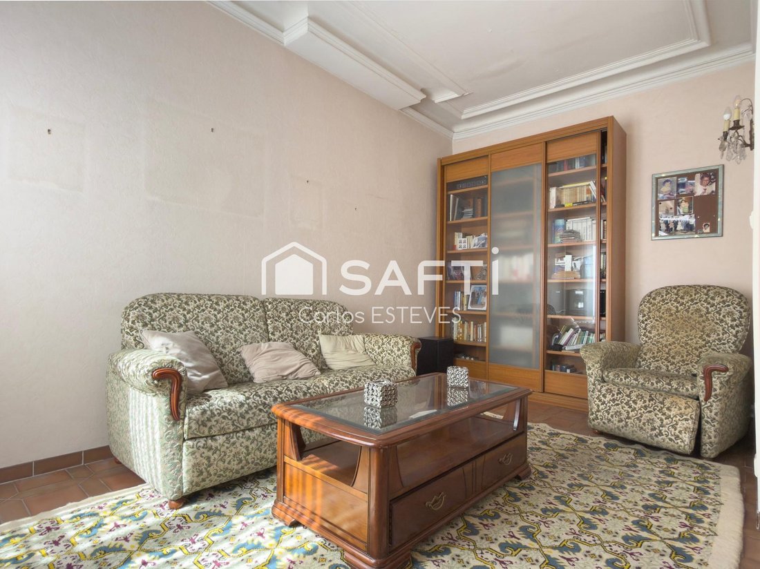 Apartment in Saint Gervais, Paris 4e Arrondissement, Paris 3 - 18343453