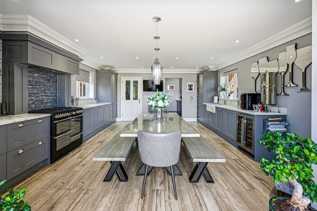 House in Shotgate, Basildon, England 3 - 18341359