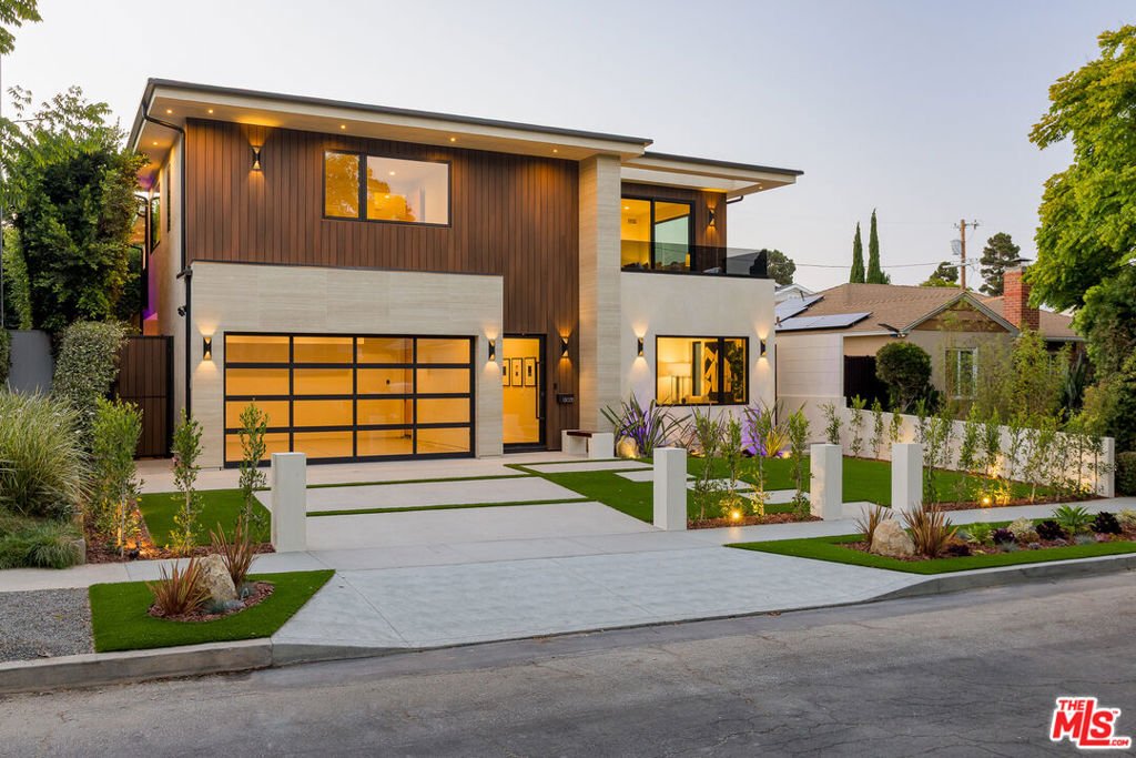 House in Los Angeles, California, United States 1 - 18339680