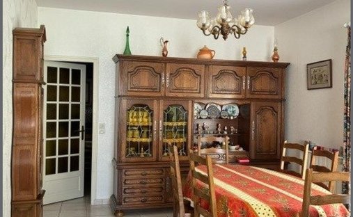 Haus in Bourg, Perigny, Frankreich 1