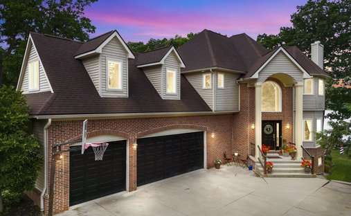 House in SPRINGFLD Township, Michigan, United States 1
