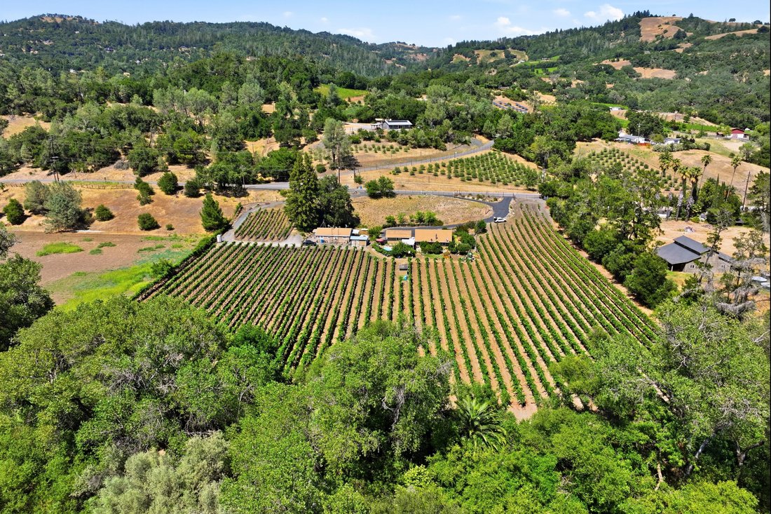 Maison à Cloverdale, Californie, États-Unis 2 - 18349684