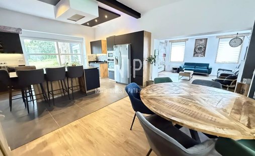 House in Moulin des Loups, Saint-Amand-les-Eaux, France 1