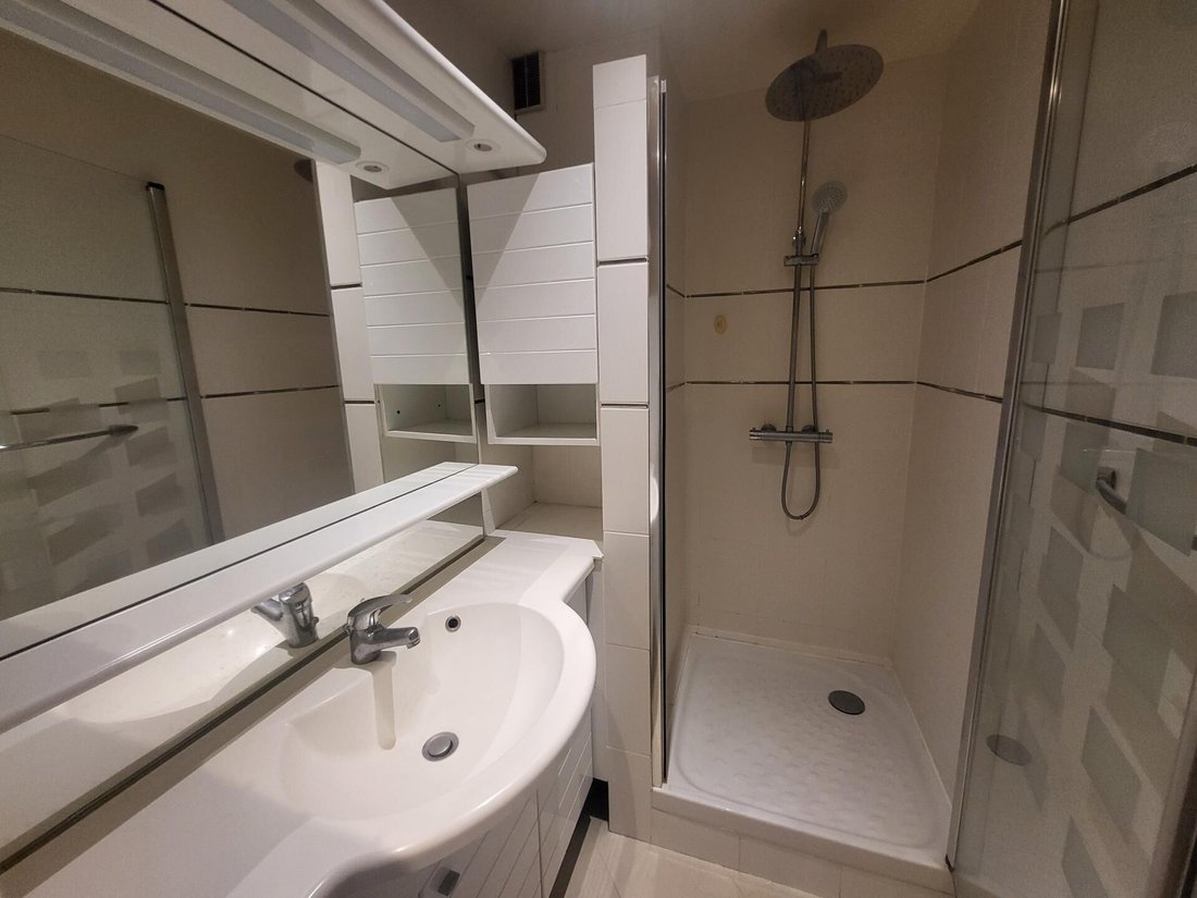 Apartment in Nogent-sur-Marne, Ile-de-France, France 4 - 18343373