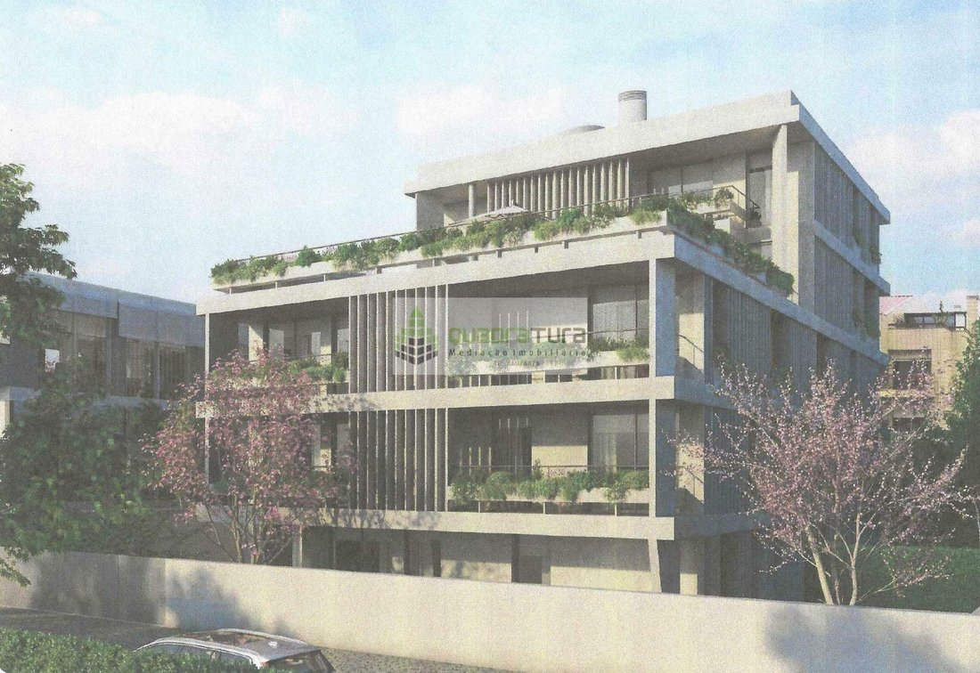 Apartment in Lordelo do Ouro e Massarelos, Porto District, Portugal 1 - 15348175