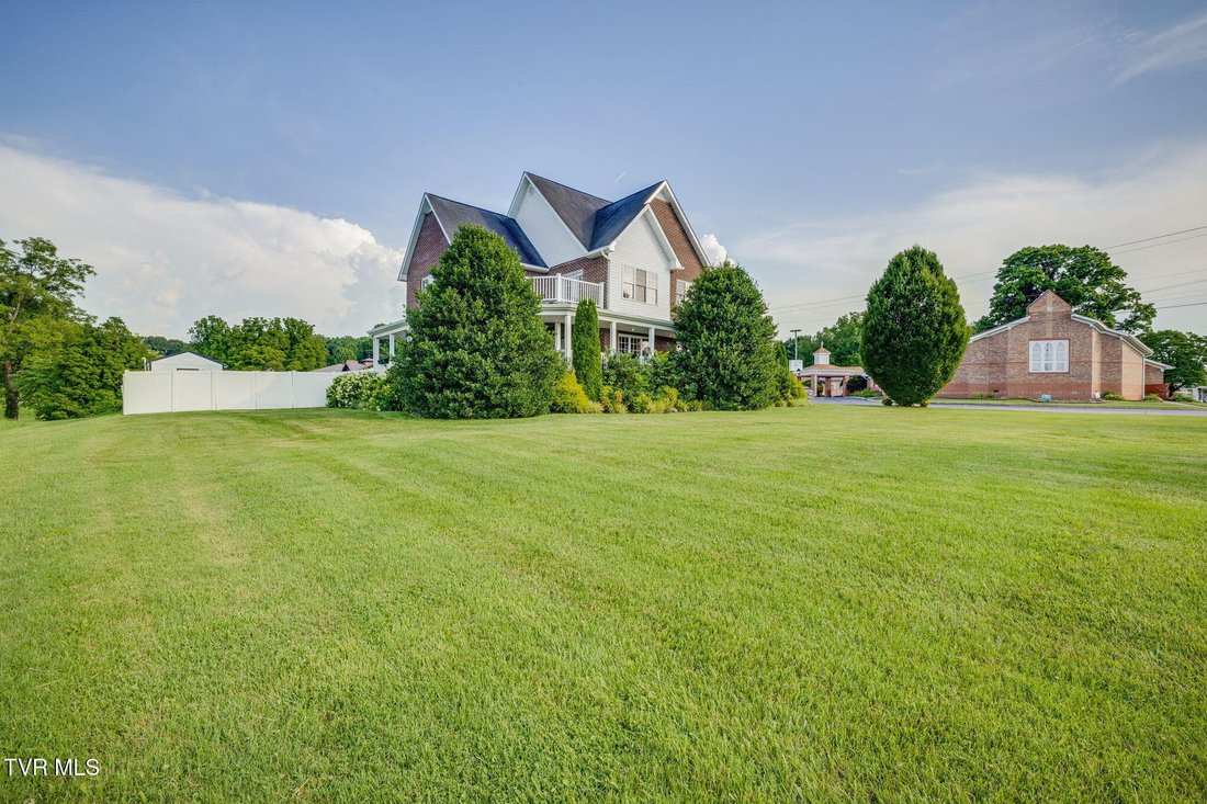 House in Elizabethton, Tennessee, United States 5 - 18346306