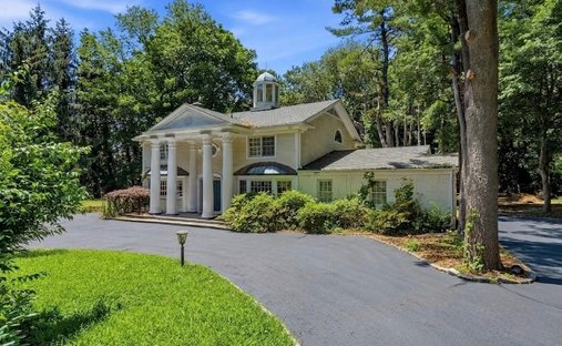 House in Old Brookville, New York, United States 1
