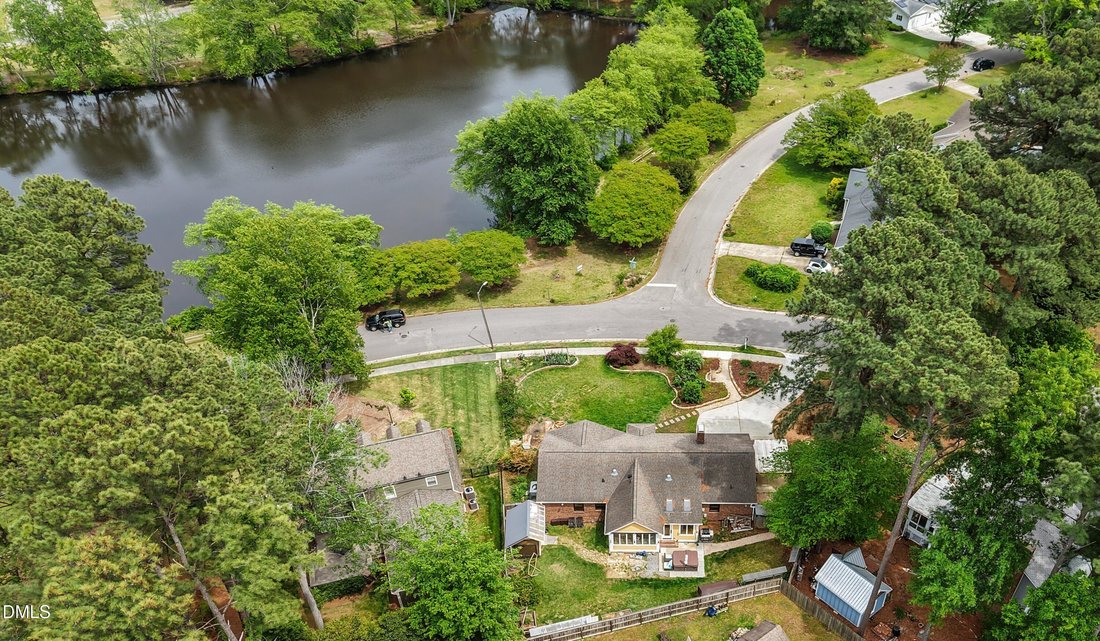 House in Cary, North Carolina, United States 3 - 18340015