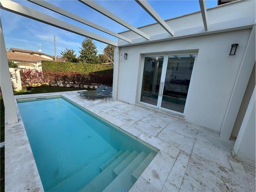 Villa in Center, Forte dei Marmi, Tuscany 4 - 18343953